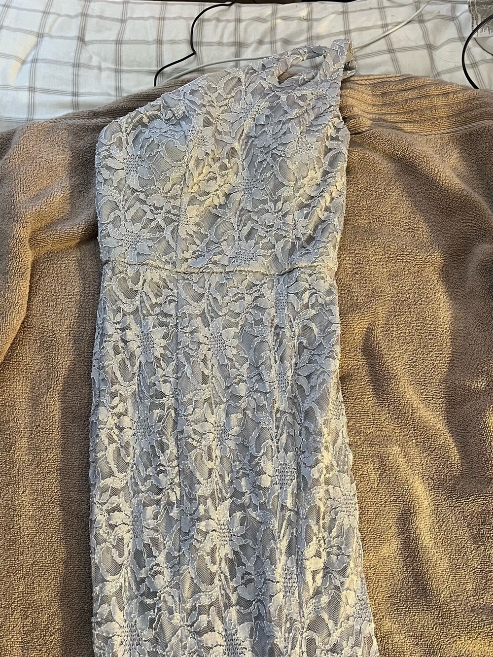 BCX One-Shoulder Lace Dress in Light Gray